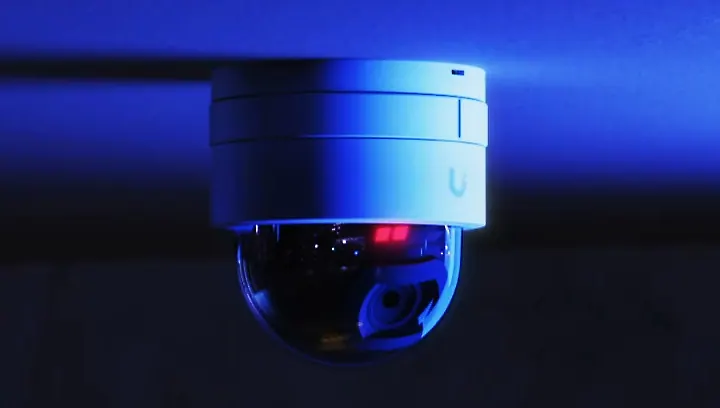 Caméra de surveillance Ubiquiti pour maison